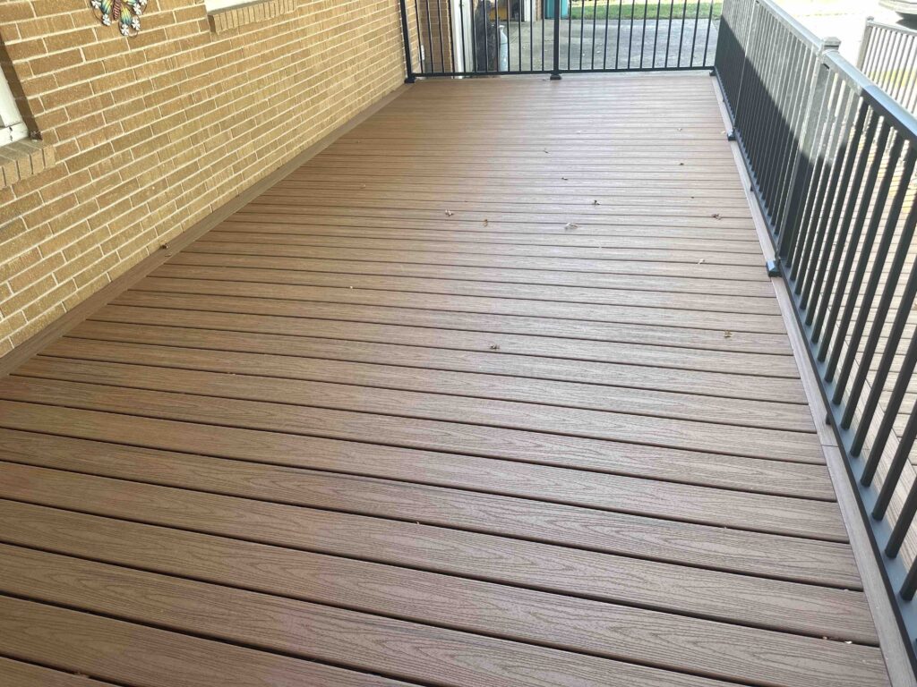 Top Backyard Deck Features Owatonna Homeowners Are Adding