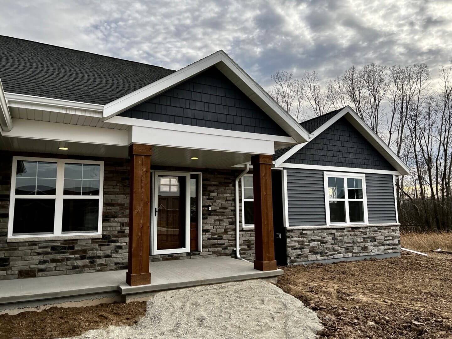Energy efficient siding installation on Rochester MN house
