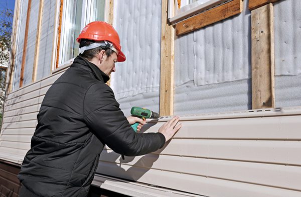 Free siding replacement estimate for Rochester MN home