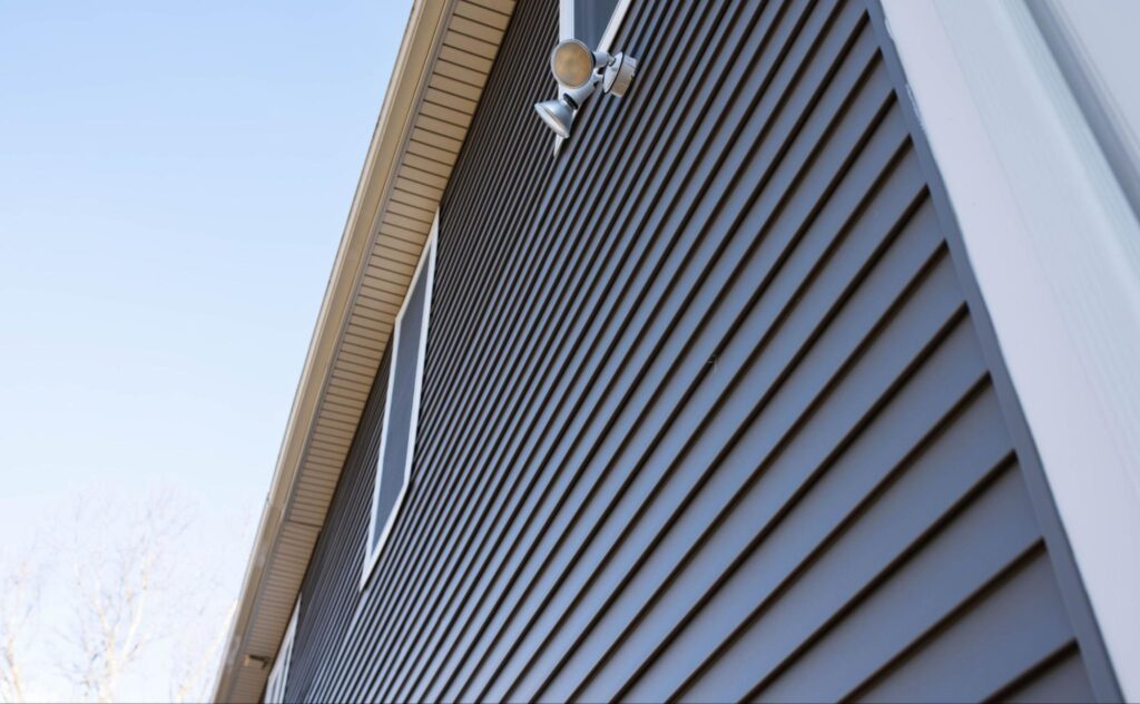 Siding for Houses: Repair or Replace?