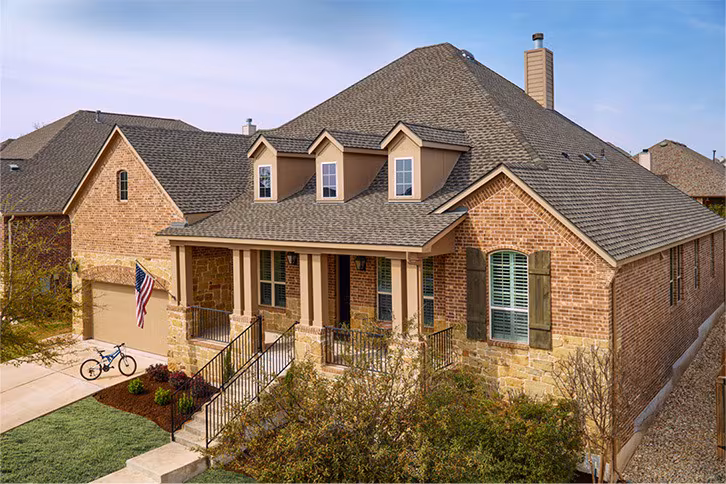 professional roof replacement in Owatonna MN with new asphalt shingle roofing installed by Minnesota’s 1st Choice