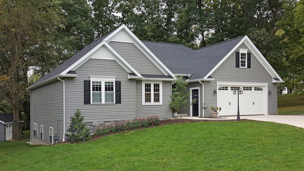 vinyl siding and steel siding comparison on Kasson MN residential homes